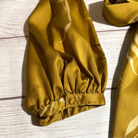 EXPRESS x Rocky Barnes Kimono Maxi Wrap Dress - Picture 7 of 16